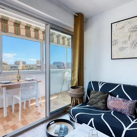 Apartment T2 600 M From The Beach! Air-conditioned *